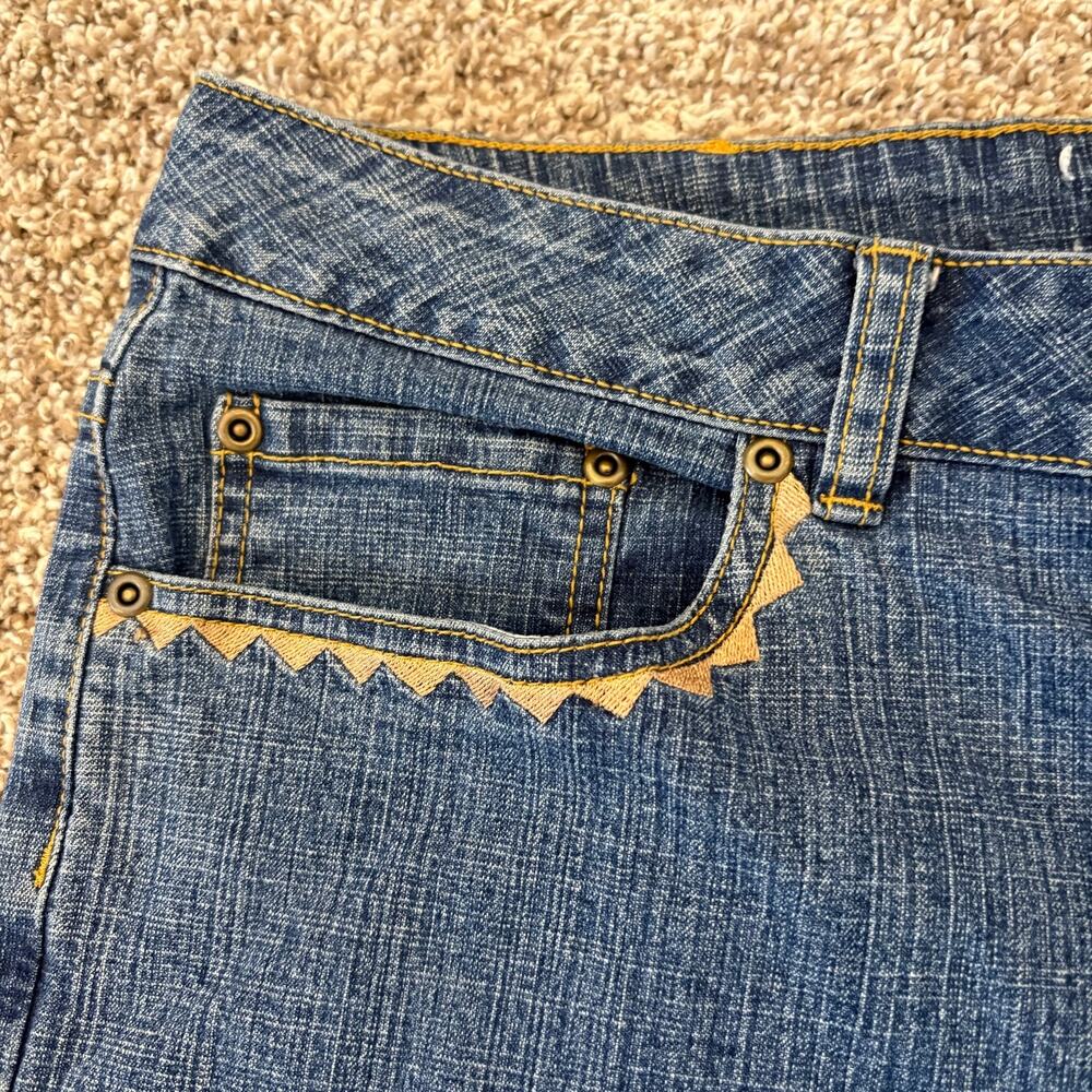 Y2K Coldwater Creek Embroidered Floral Bootcut Jeans Boho Western Denim 12 - Picture 4 of 11